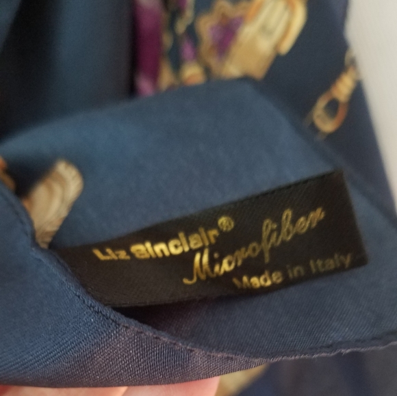 Liz Sinclair Floral Scarf - Picture 7 of 8